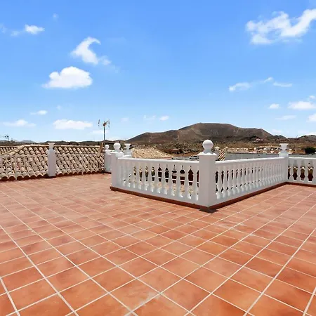 Thomas Villa Corralejo